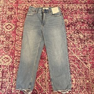 Abercrombie Ultra High-Rise Ankle Straight Jeans